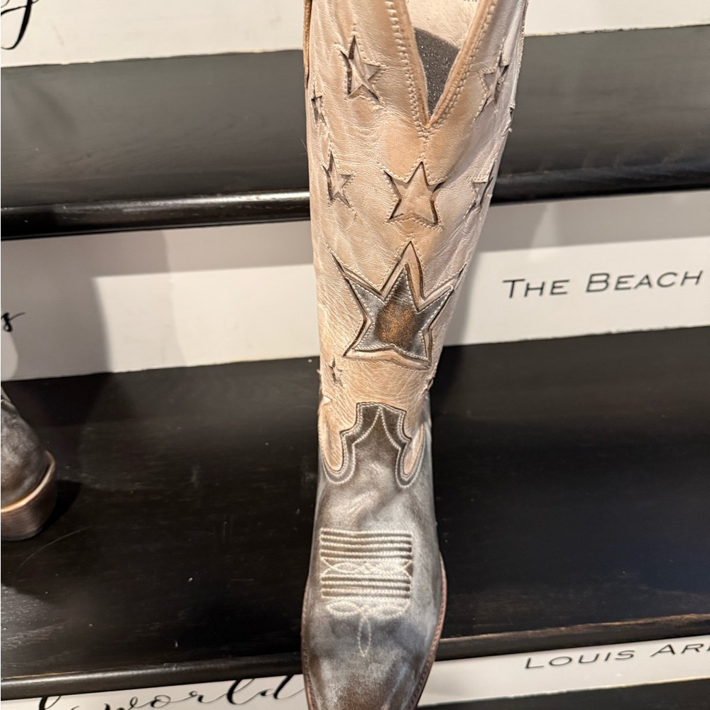Freebird by Steven Star-Patterned Boots - Black and Cream. Size 11. Like a 10.